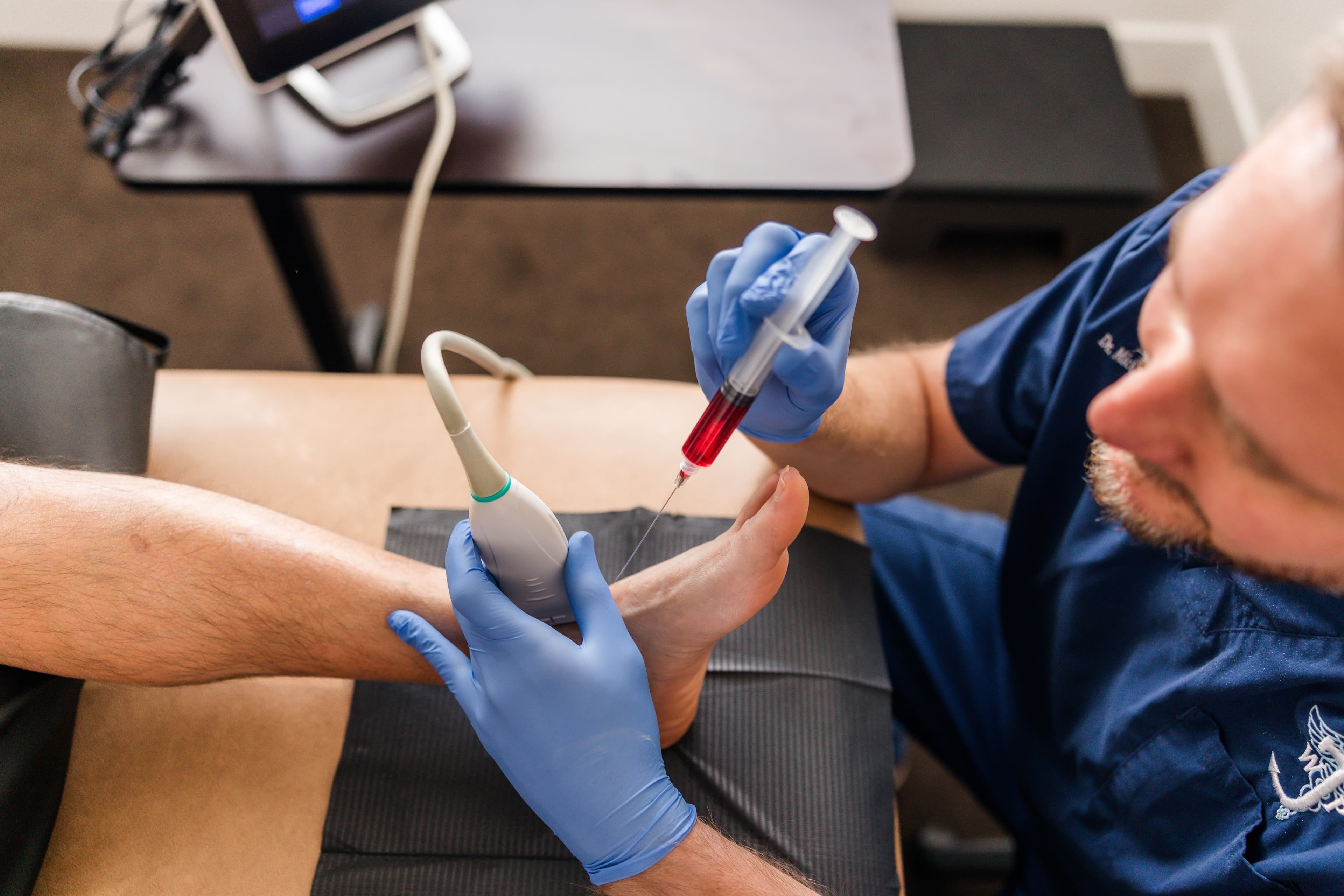 Patient receving joint pain treatment at Avara Medical in Provo, Utah